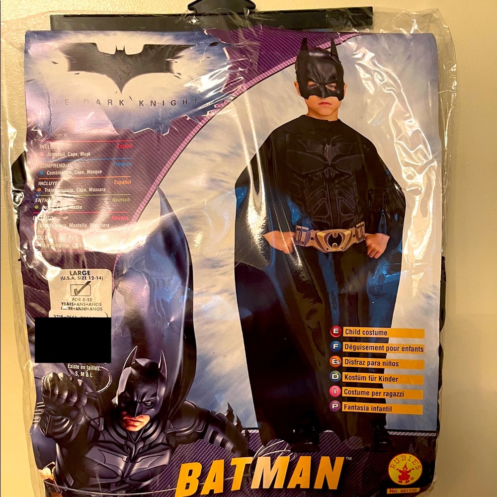 Brand new Boys size 12-14 Batman costume